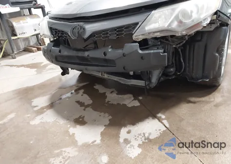 2013 Toyota Camry Se z USA, uszkodzony, nr VIN 4T1BF1FK3DU209443